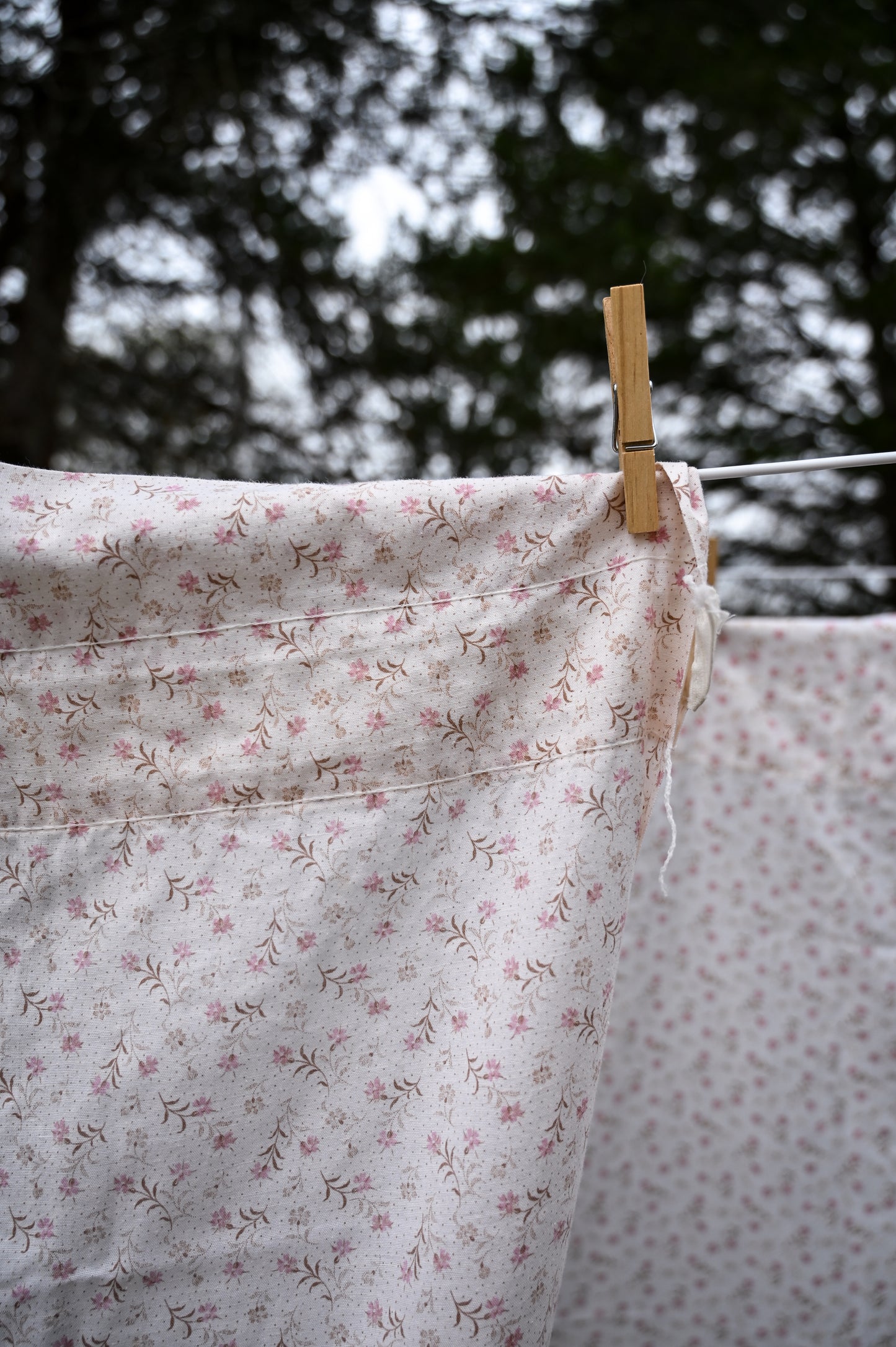Vintage curtains, set of 4 long panels pink cream brown floral ruffle lace trim 80s rod pocket insert girly country farmhouse cottagecore granny shabby chic