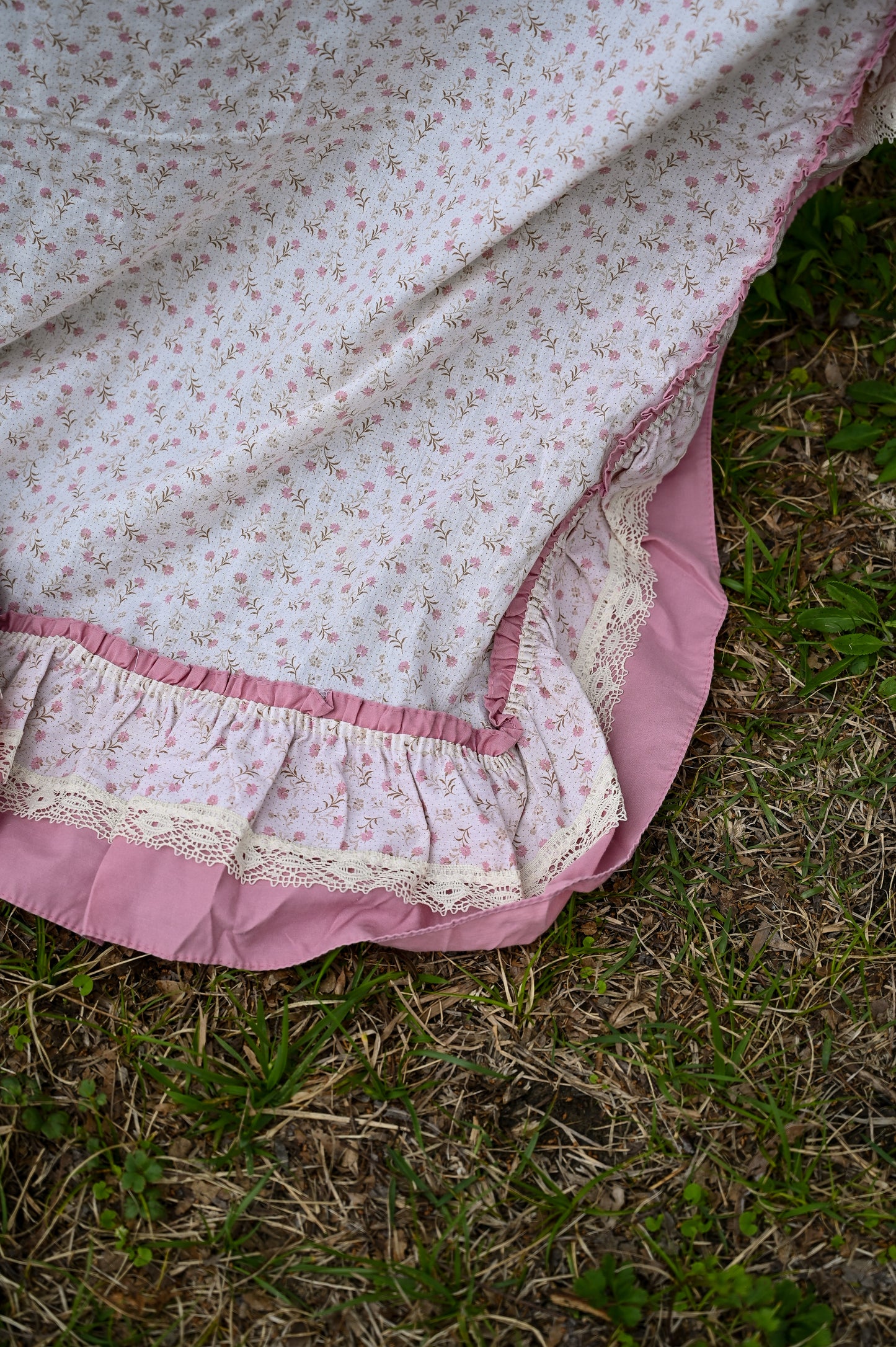 Vintage curtains, set of 4 long panels pink cream brown floral ruffle lace trim 80s rod pocket insert girly country farmhouse cottagecore granny shabby chic