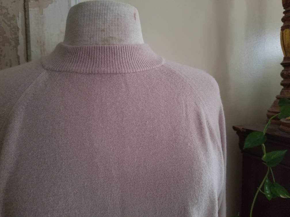 SALE Vintage sweater, Hampshire Studio, medium, 38, long sleeves, tan, beige, brown, soft, turtleneck, acrylic, zipper, lightweight, neutral, 90s
