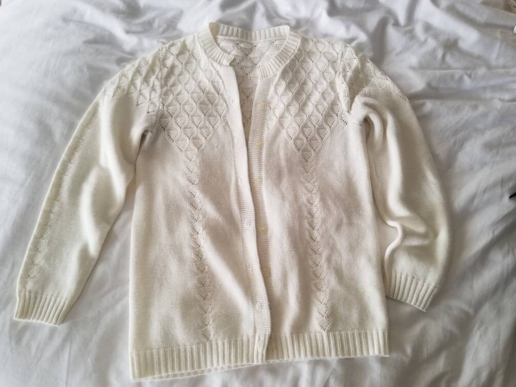 SALE Vintage sweater, cardigan, button up, long sleeves, white, 50s 60s, knit, long, women, triangles, geometric, small, acrylic, granny chic