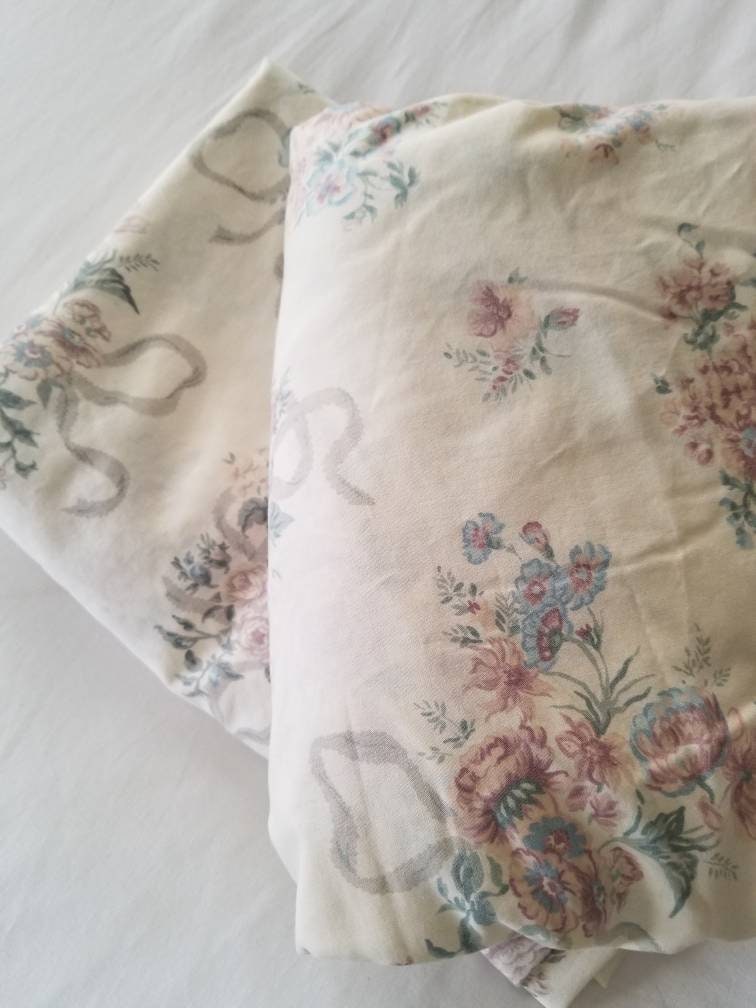 SALE Vintage floral sheets, JCPenney, full, double, set of 2, fitted, flat, ribbon, rose, cream, pink, blue, shabby chic, granny chic, cottage