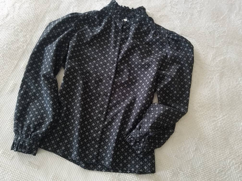 Vintage blouse, Pant Her, 13/14, shirt, button up front, long sleeves, black, white dots, ruffle neck, 70s, dressy, casual, feminine, top