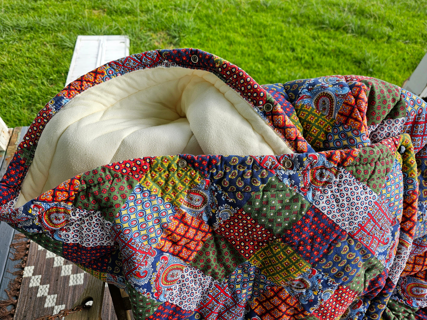 Vintage sleeping bag Snug Sack one size adult 70s patchwork quilted thick floral paisley wearable blanket zipper snaps camping red navy primary colors retro