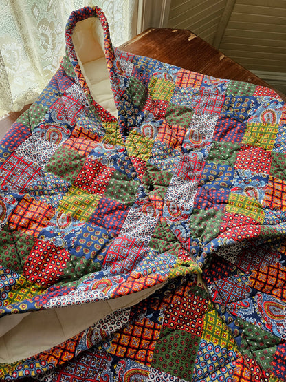 Vintage sleeping bag Snug Sack one size adult 70s patchwork quilted thick floral paisley wearable blanket zipper snaps camping red navy primary colors retro