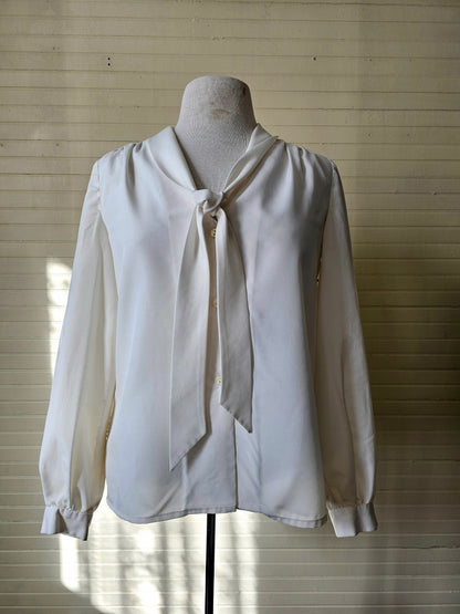 Vintage blouse handmade cream long sleeve v neck pussy bow tie button up front puff sleeves cuffed 70s polyester feminine ladylike dressy casual flowy romantic