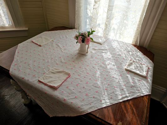 Vintage table linens setting set of 5 tablecloth napkins square embroidered white pink floral rose cottagecore country farmhouse granny chic shabby chic grandmillennial feminine romantic