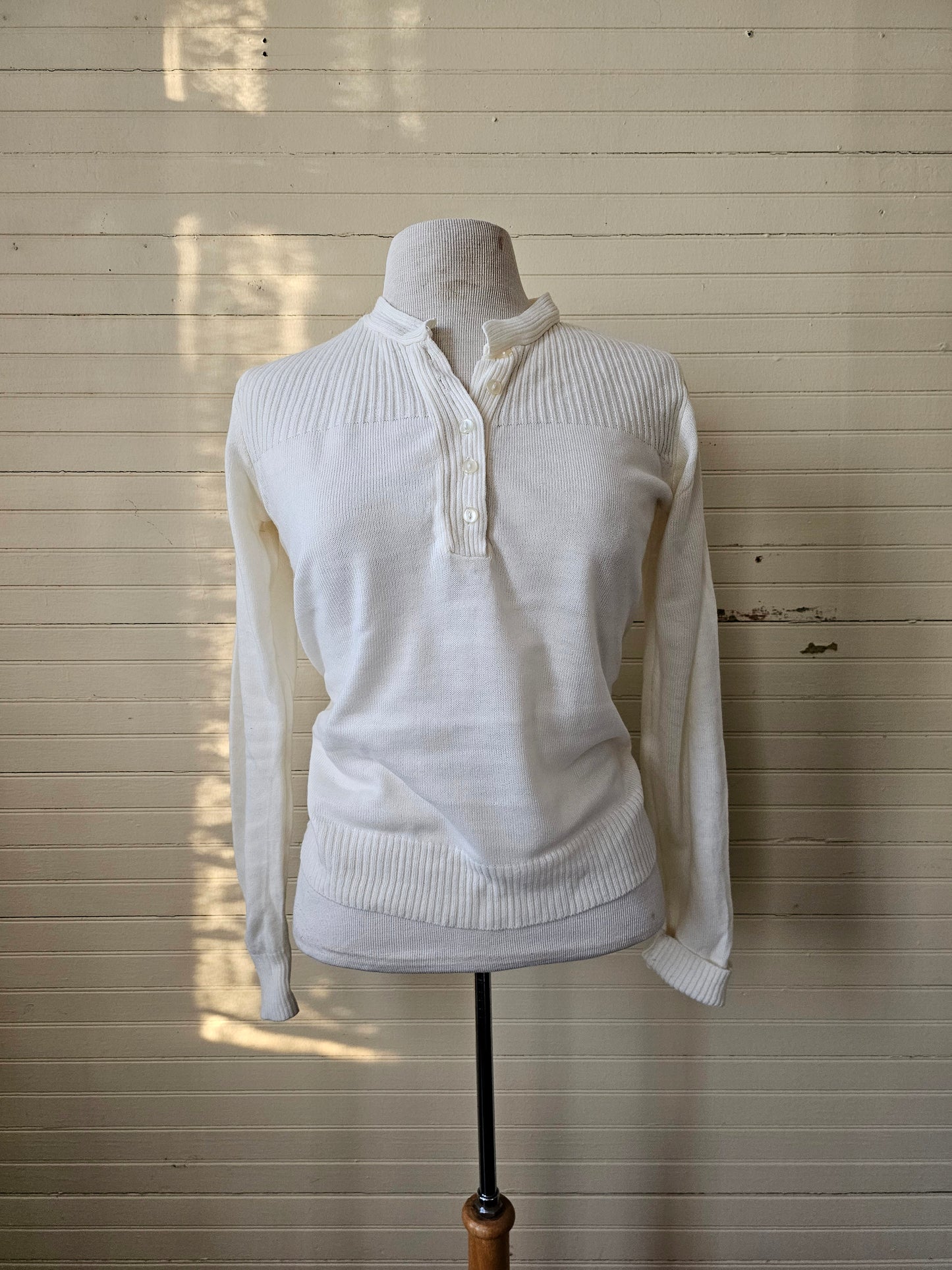 Vintage sweater white long sleeve button up v neck pullover ribbed stretchy simple knit layering shirt gender neutral men women