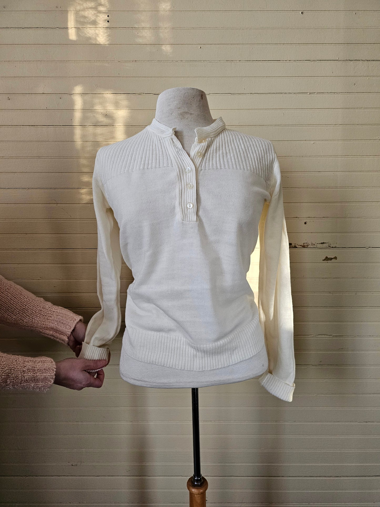 Vintage sweater white long sleeve button up v neck pullover ribbed stretchy simple knit layering shirt gender neutral men women