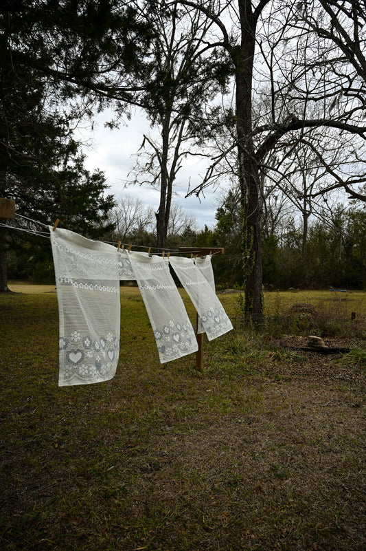 Vintage curtains set of 5 half cafe valance short kitchen panels lace white blue heart floral Louis Hornick and Co 1988 cottagecore country farmhouse granny shabby grandmillennial