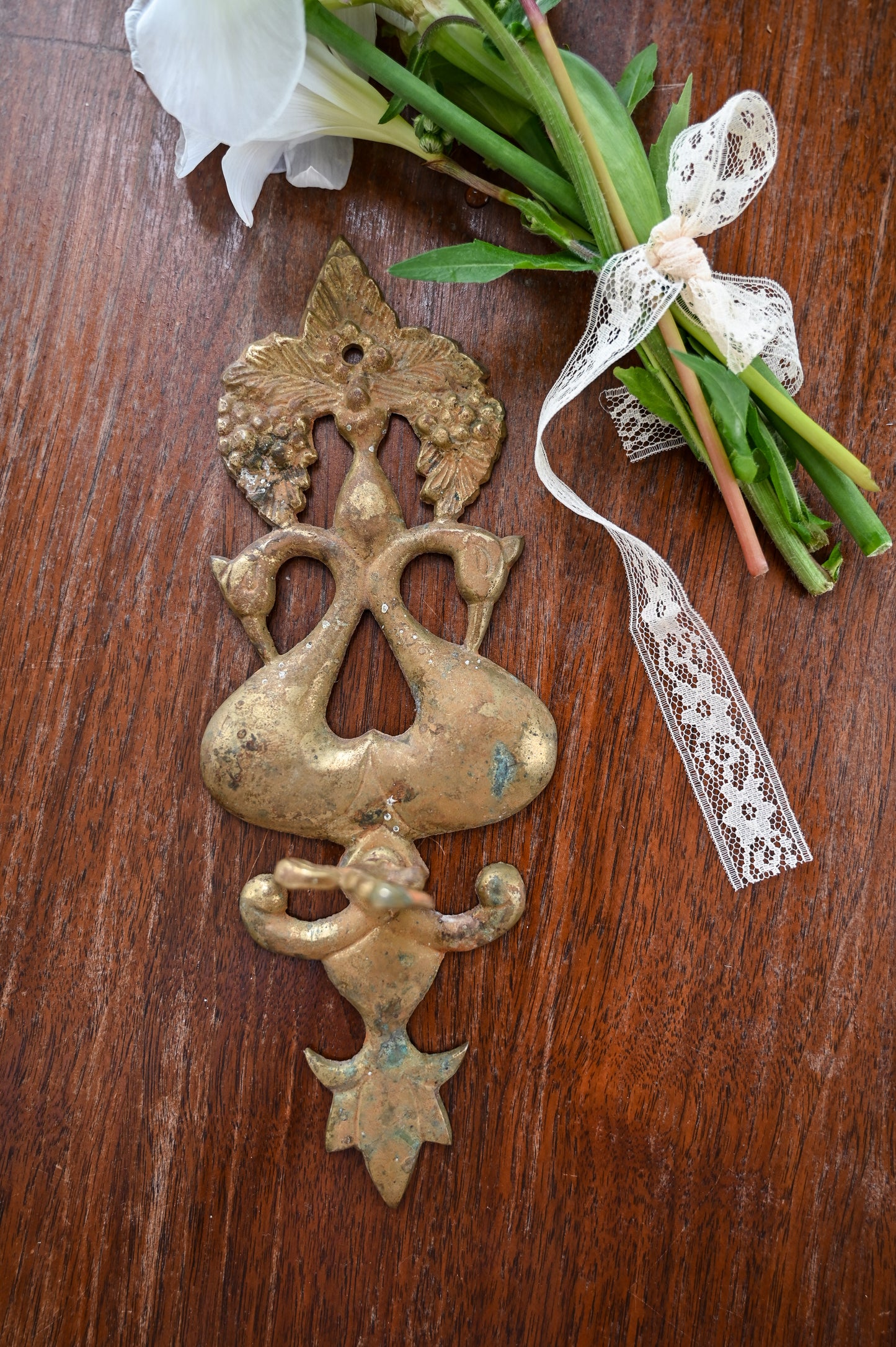 Vintage brass wall hook, patina small peacock bird fruit floral decorative vintage antique metal filigree country farmhouse cottagecore Victorian style