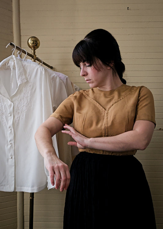 Vintage blouse Ilene Blouse Originators mustard tan short sleeve button up back 50s 60s union label pleated crew neck