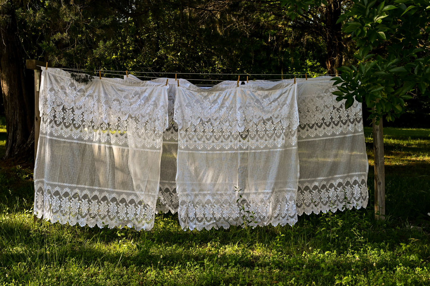 Vintage curtains, lace white floral rose set of 4 panels valance swag tiered scallop edge romantic
