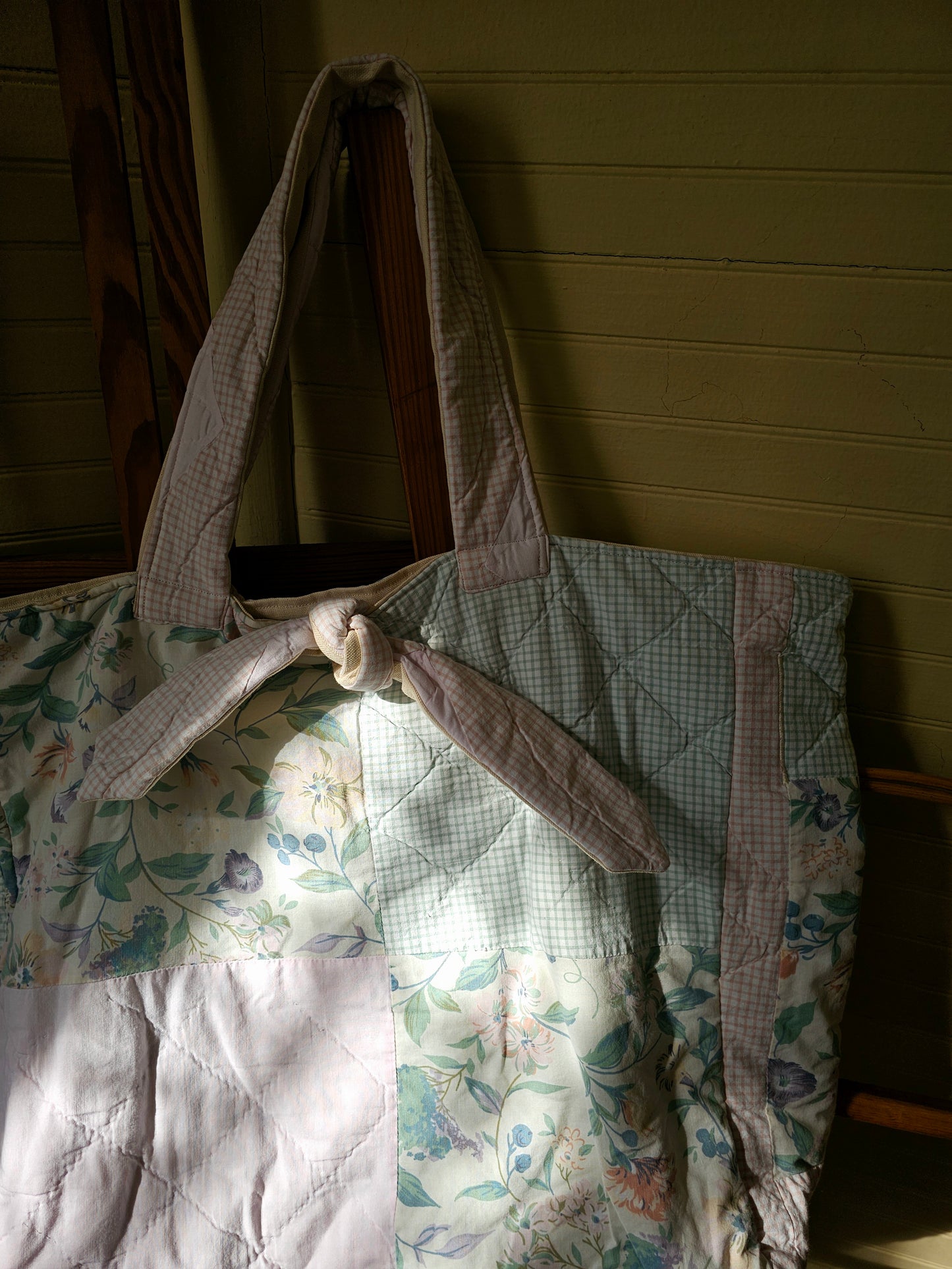 Handmade quilt bag, green pink patchwork floral large oversized carryall tote fully lined cream canvas tie closure inside pocket refashioned repurposed upcycled granny chic