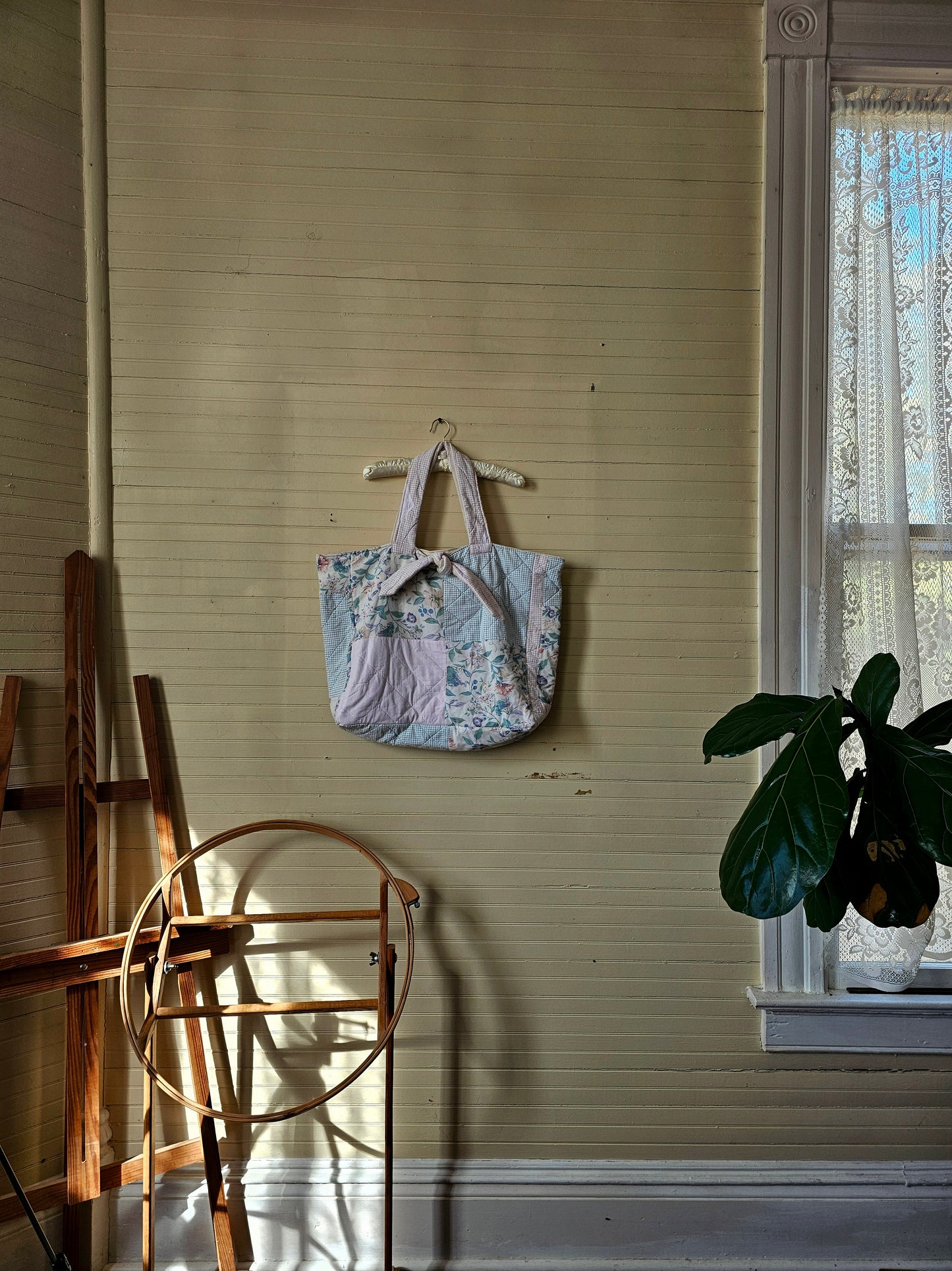 Handmade quilt bag, green pink patchwork floral large oversized carryall tote fully lined cream canvas tie closure inside pocket refashioned repurposed upcycled granny chic