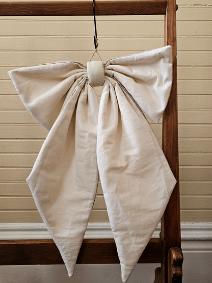 Handmade bow, green floral paisley vintage quilt fabric door decor large wreath upcycled farmhouse shabby granny chic Easter springtime summer