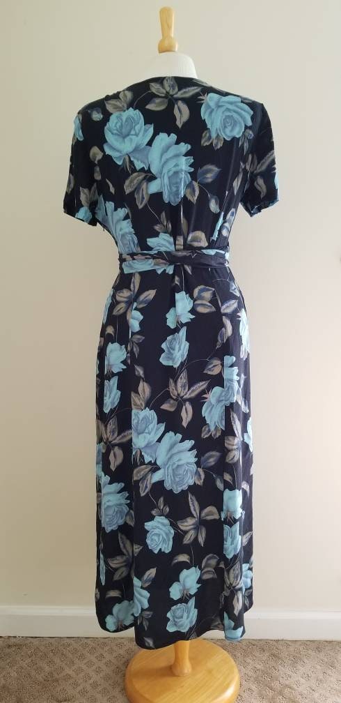 Vintage dress, Carole Little size 14 cottagecore romantic floral rose black blue wrap short sleeves rayon maxi