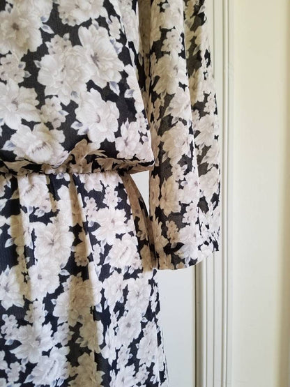 SALE Vintage Black and Cream Floral Dress / Amy Deb / 14