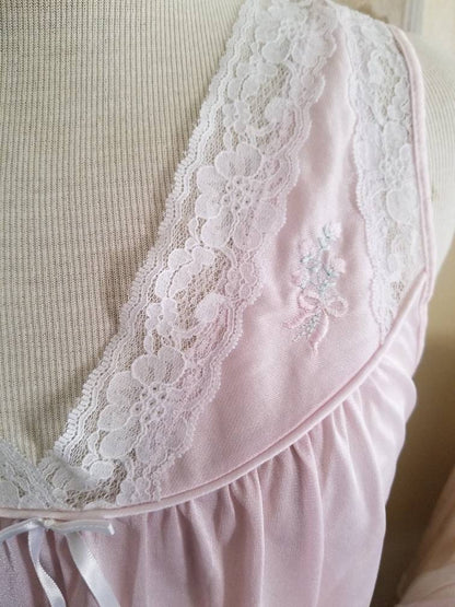 Vintage Pink Nightgown / Lady Manhattan Nightgown / Lingerie Nightgown / Pink Lace Nightgown