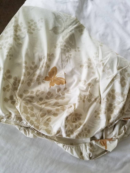 SALE Vintage Butterfly Fitted Sheet / Springmaid / Double Fitted Sheet / Full Fitted Sheet / Brown Earth Tones / 70s Sheets / Vintage Bed Linen