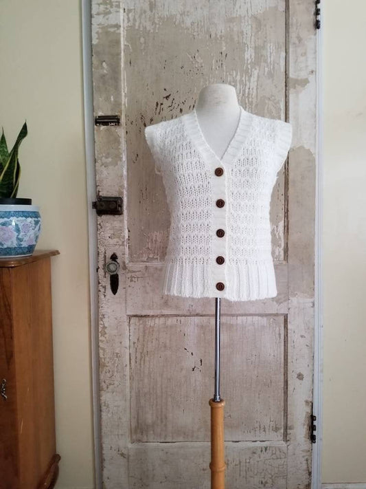 SALE Vintage White Knit Sweater Vest / Majestic Knitwear / Medium / 70s Knit Vest / Button Down Vest / V-neck Vest / Women's Sweater Vest