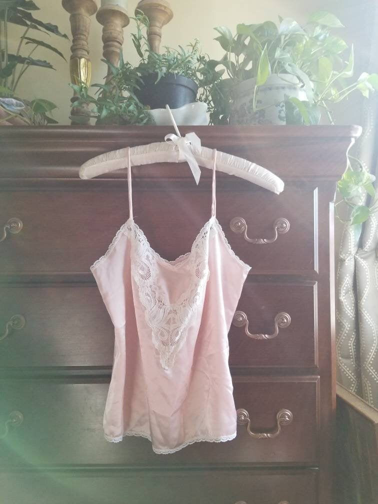 Vintage Pink Camisole / Escapades / Cami Lingerie Top / Sexy Spaghetti Straps / Liquid Satin Cami / Small / White Lace