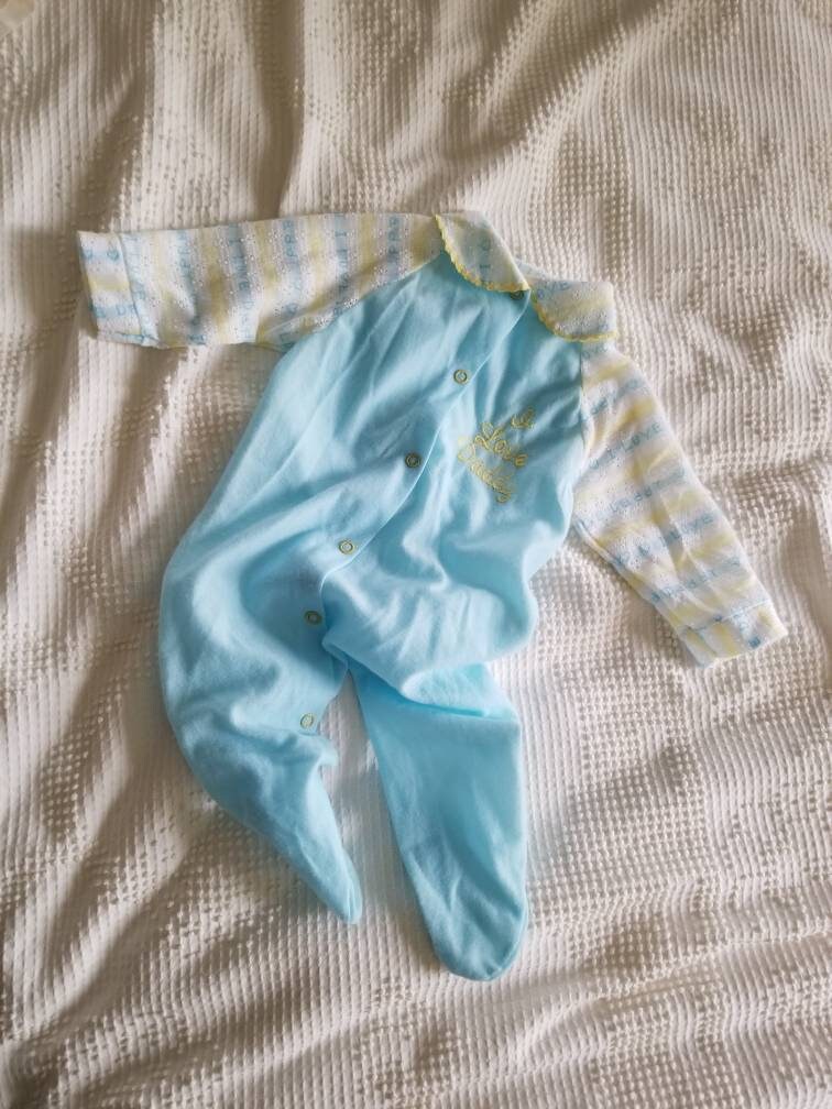 SALE Vintage sleeper, I love Daddy, gender neutral, infant, boy, bodysuit, pajamas, PJs, 6-9 months, 70s, collar, snaps, footed, blue, yellow