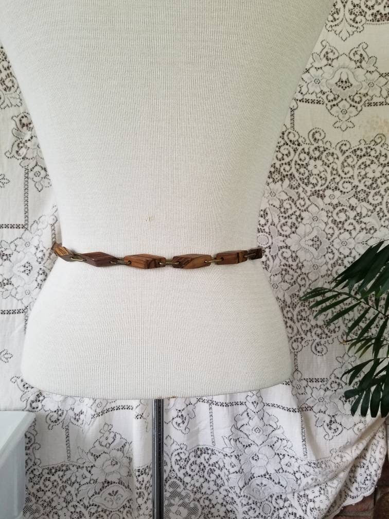 Vintage Wooden Adjustable Belt / Wood Beads / Metal Links / 70s Belt / Hippie / Boho / Bohemian / Link Belt / Tassel Belt / Disco Queen