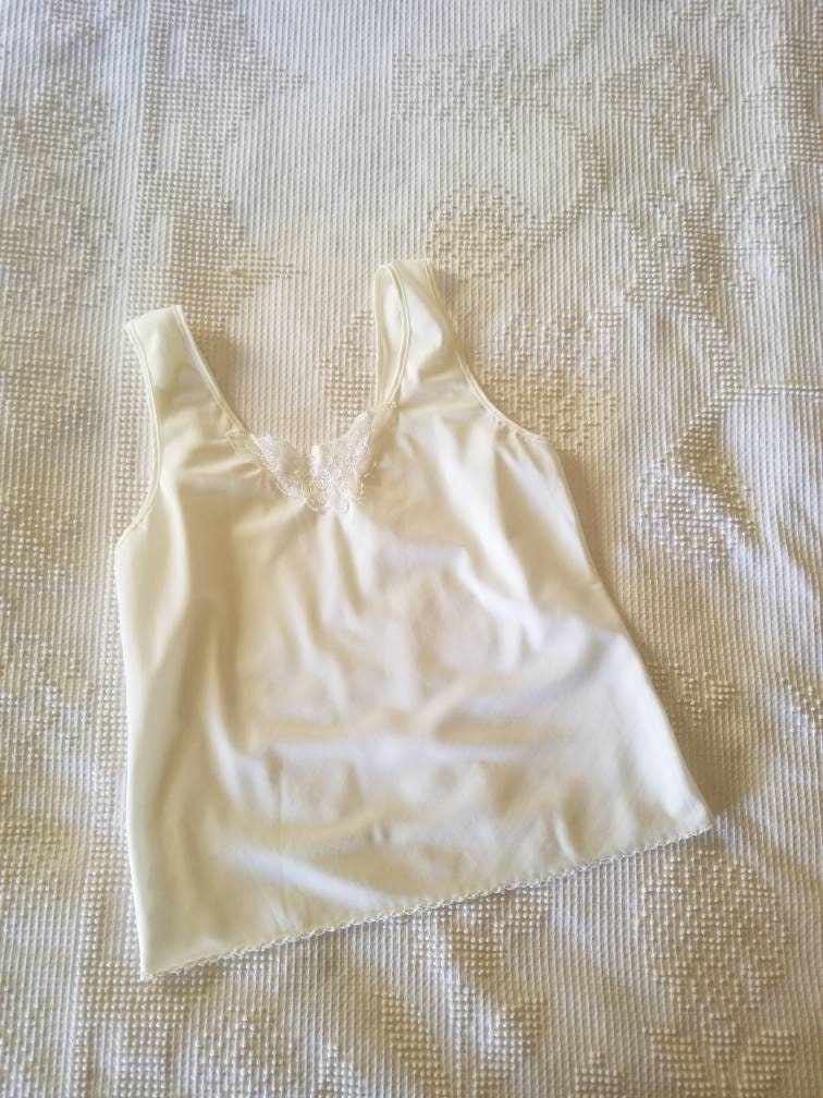 Vintage White Camisole / Size 34 / Lace Trim / 70s / Cami / Half Slip / Off White / Cream / Vintage Lingerie / Thick Straps / Scallop Edges