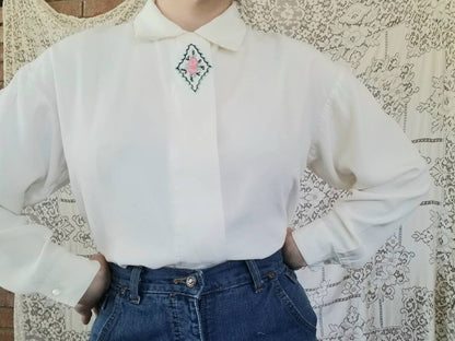 Vintage White Blouse / Just Maggie / Small / Long Sleeves / Collared / Embroidered / Floral / Rose / Dressy / Button Up Shirt / Rayon