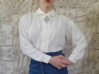 Vintage White Blouse / Just Maggie / Small / Long Sleeves / Collared / Embroidered / Floral / Rose / Dressy / Button Up Shirt / Rayon