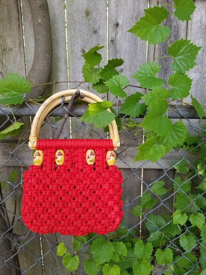 Vintage Mushroom Purse / Bamboo Handle / Macrame Bag / Top Handle / Red / 70s / Lined / Painted Beads / Boho / Kitschy / Bohemian / Kawaii