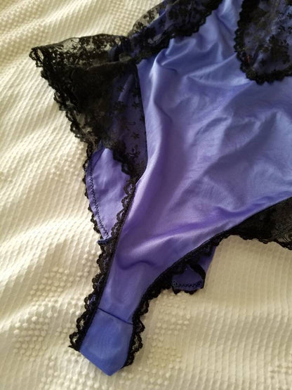 Vintage Teddy Lingerie / Henson Kickernick / Medium / Blue / Black Lace / Sheer / See-through / Ruffles / Romantic / Sexy / Nylon / 70s