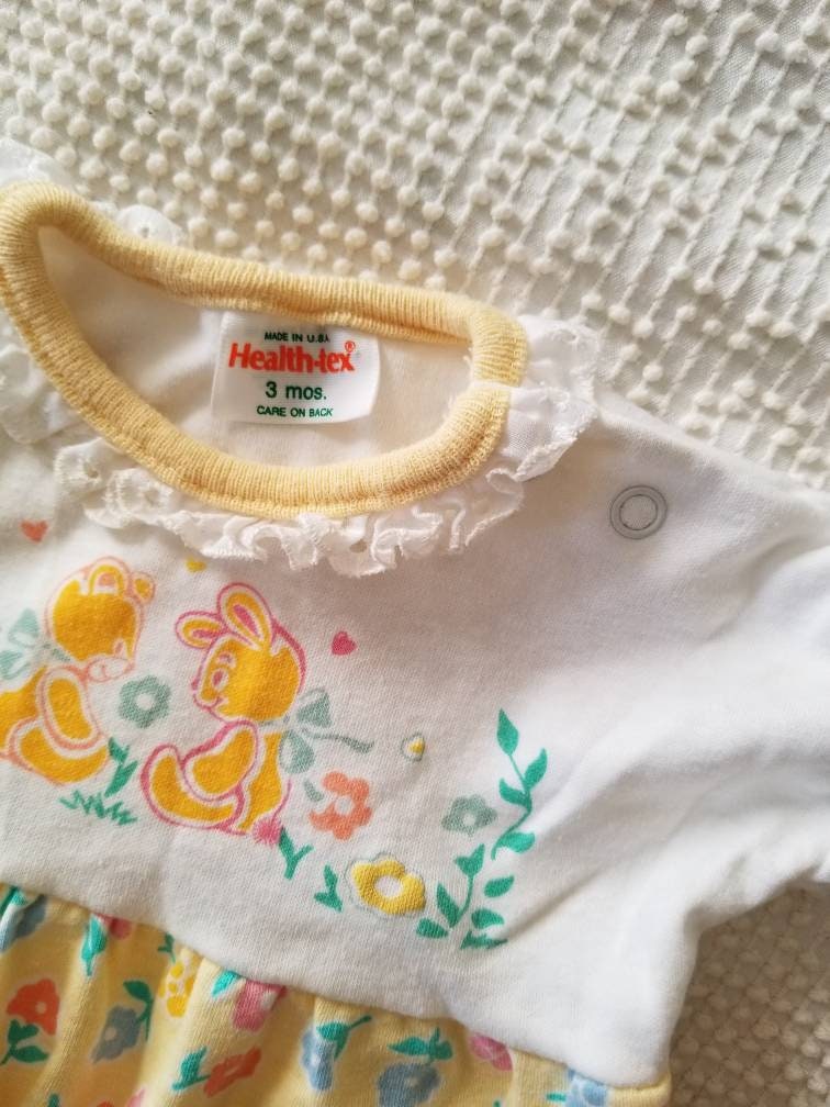 SALE Vintage Yellow Romper, infant, baby, girl, Health-Tex, 3m, bear, bunny, floral, flowers, lace trim, short sleeves, crotch snaps, bodysuit