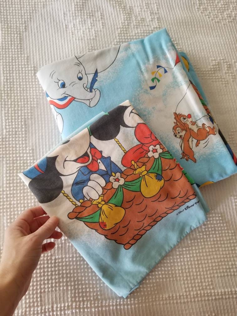 SALE Vintage sheets set, double, flat sheet, pillowcase, Disney, Mickey, Minnie, Goofy, Pluto, Dumbo, Chip, Dale, Donald, cartoons, balloon, kite