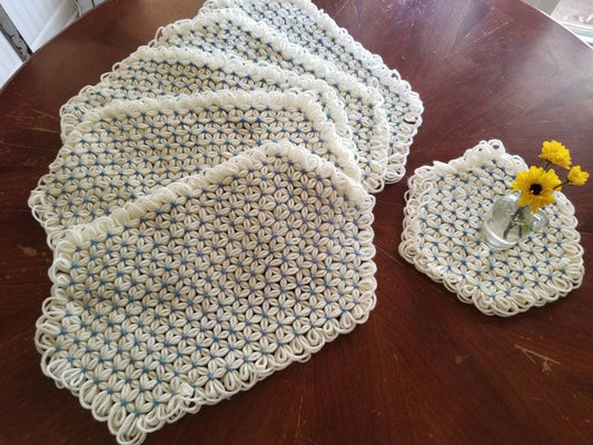 SALE Vintage placemats, set of 6, trivet, crochet, yarn, granny chic, white, blue, star flower, country cottage, table decor, 70s, tessellation