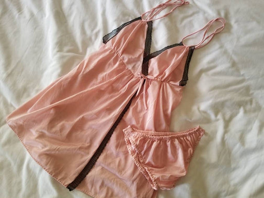 Vintage lingerie set, Montgomery Ward, small, 10/12, babydoll, camisole, 2 piece, panty, underwear, pink, black, nylon, sleepwear, sexy