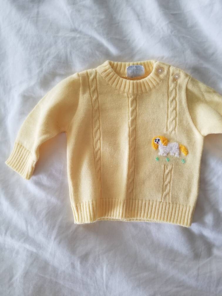 SALE Vintage sweater, Nann Knits, baby, infant, 0-6m, yellow, dog, long sleeves, shoulder buttons, cable knit, 50s 60s, unisex, gender neutral