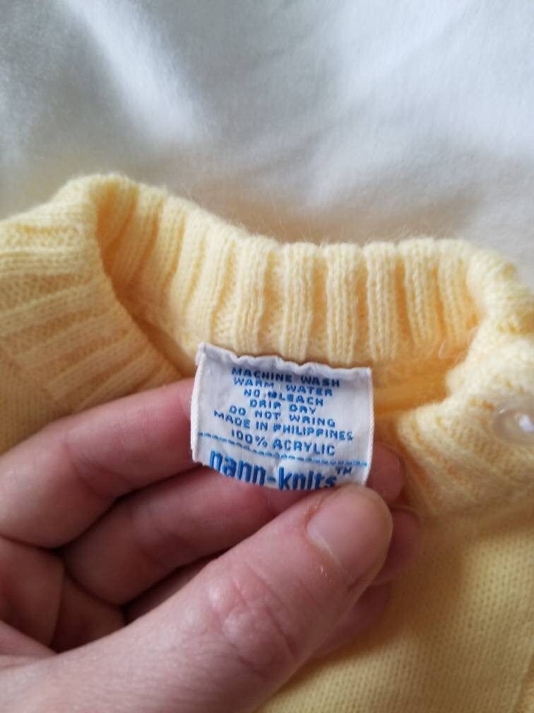 SALE Vintage sweater, Nann Knits, baby, infant, 0-6m, yellow, dog, long sleeves, shoulder buttons, cable knit, 50s 60s, unisex, gender neutral