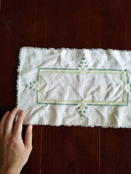 SALE Vintage table runner, embroidered, table linen, white, green, handmade, doily, rectangle, art deco, placemat, fray edge, boho, bohemian