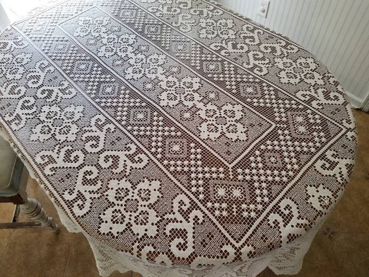 SALE Vintage tablecloth, bobbin lace, floral, handmade, hand knotted, antique, white, cotton, shabby chic, granny chic, cottage core, rectangle