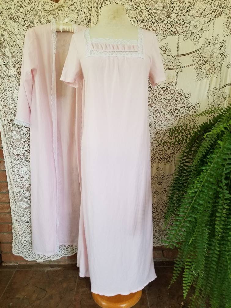 Vintage peignoir set, Spotlight, medium, pink, nightgown, robe, pair, soft, lace trim, long, maxi, ankle length, granny chic, sleeves, cozy