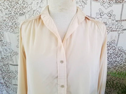 Vintage blouse, Evan Picone, butter yellow, pale, pastel, long sleeves, straight collar, button up front, fancy, dressy, casual, simple, 70s