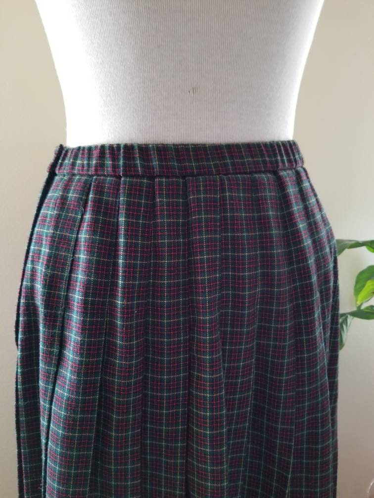 SALE Vintage plaid skirt, Susan Bristol, 10, red, green, yellow, tartan, pleated, ankle length, maxi, Christmas, elastic, zipper, buttons, a line