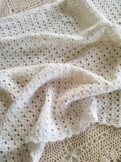 SALE Vintage baby blanket, white, handmade, crochet, throw, gender neutral, boy girl, newborn gift, nursery, crib bedding, scallops, small