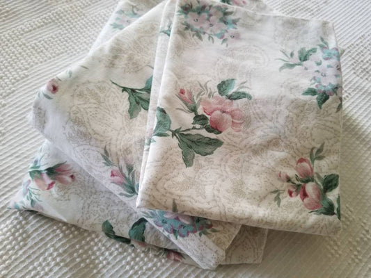 SALE Vintage sheets, Springs, twin, set of 3, floral, paisley, pillowcase, flat, fitted, shabby chic, granny chic, cottage core, country, pink