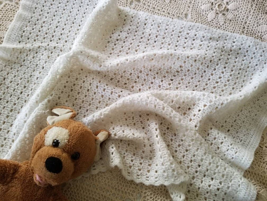 SALE Vintage baby blanket, white, handmade, crochet, throw, gender neutral, boy girl, newborn gift, nursery, crib bedding, scallops, small