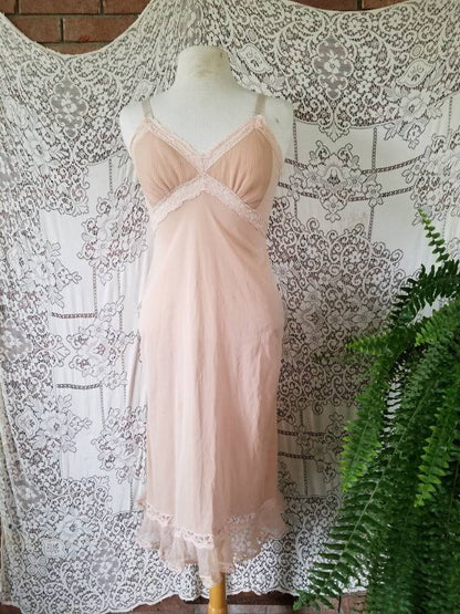 Vintage dress slip, Movie Star, 34, full slip, knee length, beige, tan, lace, sheer, ruffle, nylon, lingerie, straps, sexy, feminine, pinup