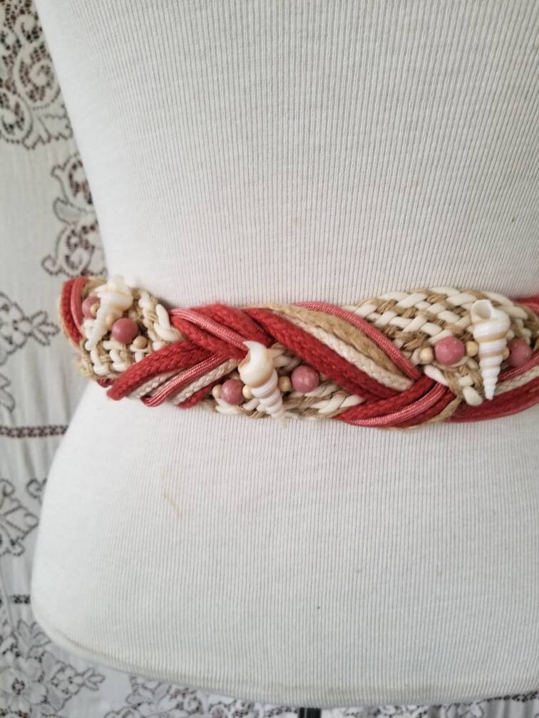 SALE Vintage belt, Rhea, jute, braided, woven, seashells, mermaid, pink, white, beaded, 80s, fishhook, elastic, stretchy, boho, bohemian, thick