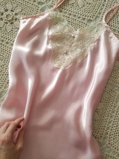 Vintage nightgown, California Dynasty, small, babydoll, pink, short, lace, v neck, spaghetti straps, sleeveless, lingerie, sexy, leg slits