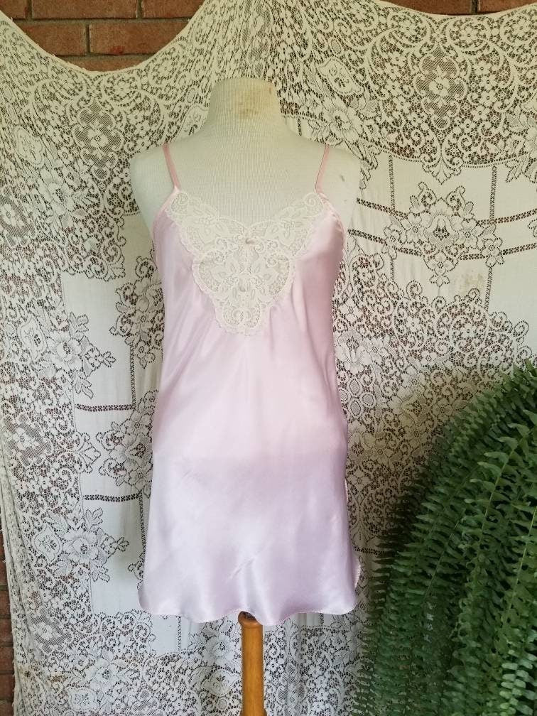 Vintage nightgown, California Dynasty, small, babydoll, pink, short, lace, v neck, spaghetti straps, sleeveless, lingerie, sexy, leg slits